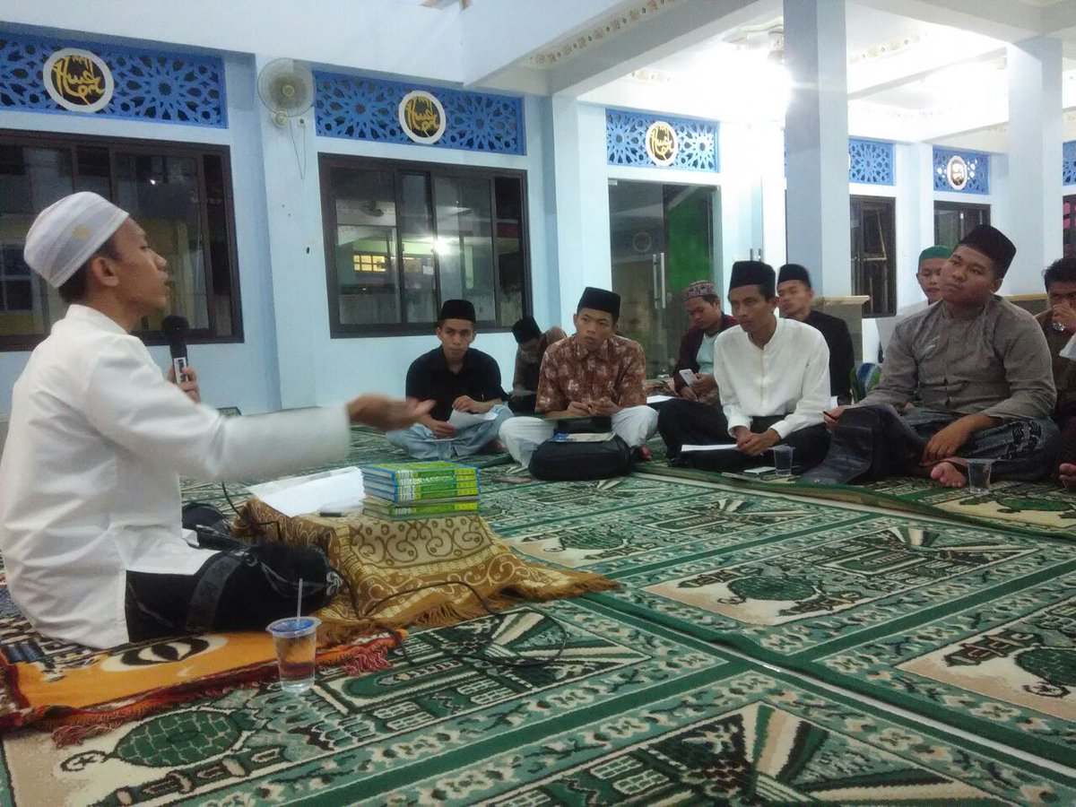 kmnupusat's tweet photo. Kajian Spesial KMNU IPB
#SemangatKMNU
#Rakernas3KMNU
#KMNUIPB https://t.co/0aXcEuSkCp
