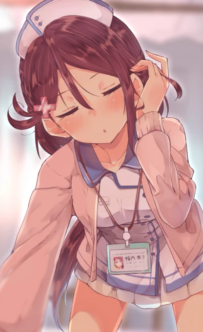 お熱計るからおでこ出してくださいね 