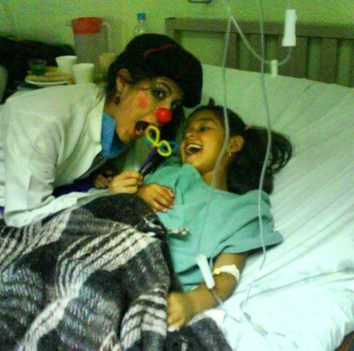 Cuerda_FlojaD's tweet photo. Happy #RedNoseDay !! @anah_herrera @skaandy @haleyLomas @diegozack18 https://t.co/JBOvUzfguH