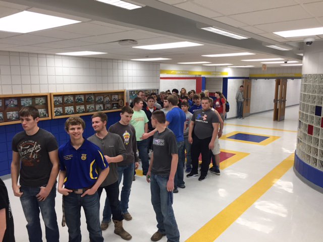 kaster_steve's tweet photo. Recognition with the elementary of 70+ students who represented I-35 at the state level in their activity. #roadrunnerpride #buildbottomup https://t.co/cjcYlrnC4M