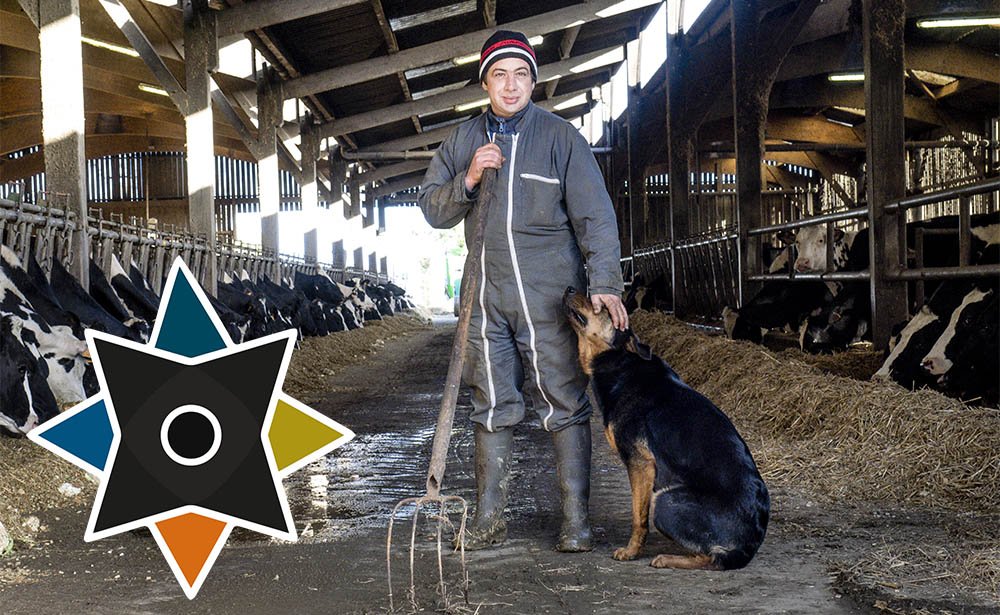 En Images  Portraits de campagne en Bretagne "En 30 ans, le prix du #lait n'a pas augmenté" po.st/dVFbKq <a href="/LesEchosPhotos/">Les Echos Photos</a> #webdoc