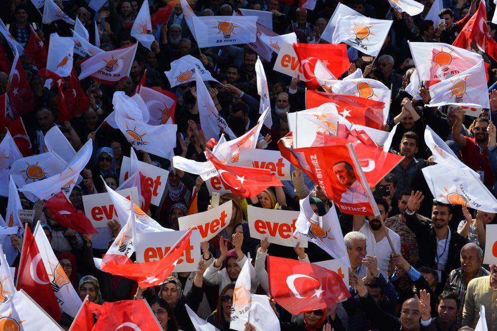 2023,2053 ve 2071 hedeflerimize darbe anayasaları ile değil milletin anayasasıyla yürümek için İskenderun güçlü bir şekilde haykırıyor #EVET