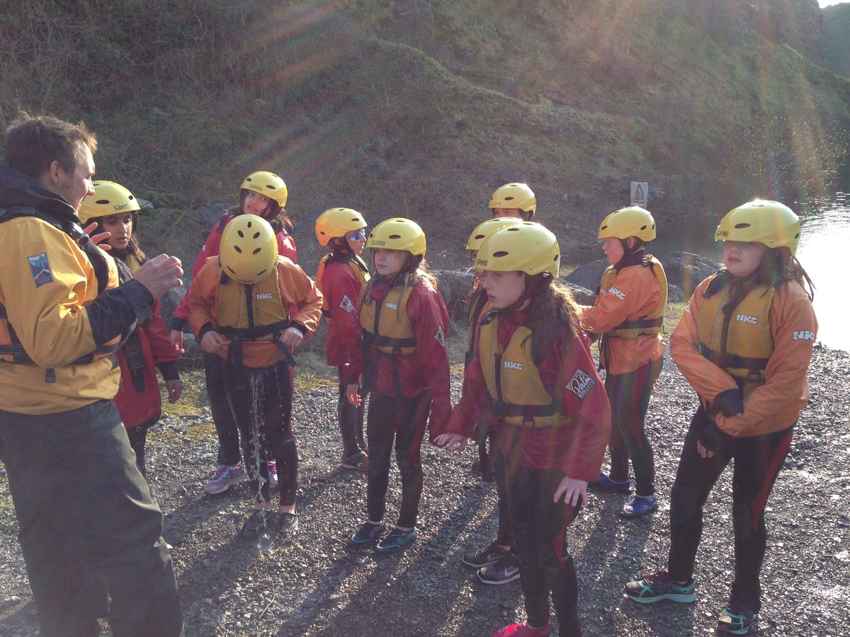 stackpole2017's tweet image. Barnacles enjoying the water #canoeing #freezing