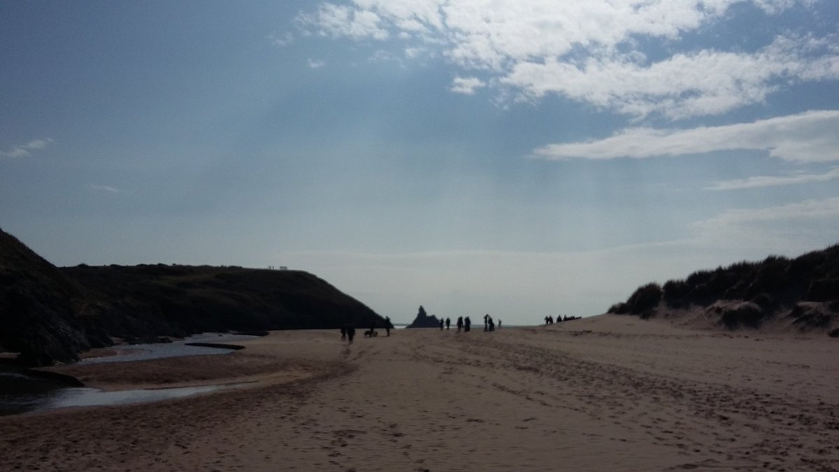 stackpole2017's tweet image. Not a bad way to spend our last day in Stackpole, all together for a lovely walk to Broadhaven! Awesome views all around