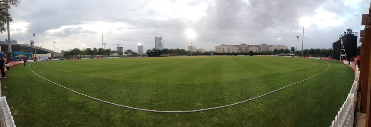 All set for the <a href="/EmiratesT20/">Emirates Twenty20</a> final! Who's winning this? Lancashire Lightning or the MCC?