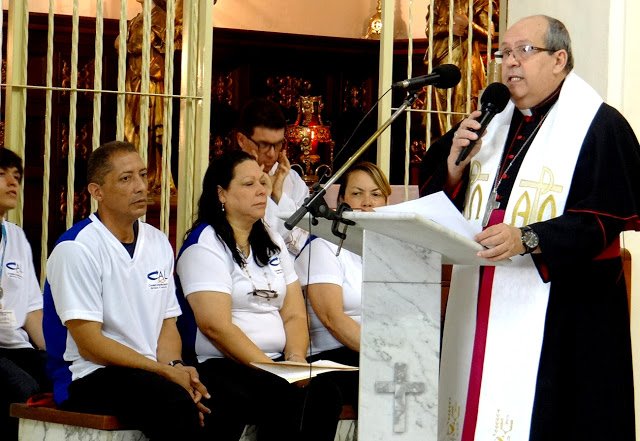 CEVmedios's tweet image. Laicado de Caracas rezó por las necesidades materiales y espirituales de Venezuela facebook.com/CEVmedios/post…