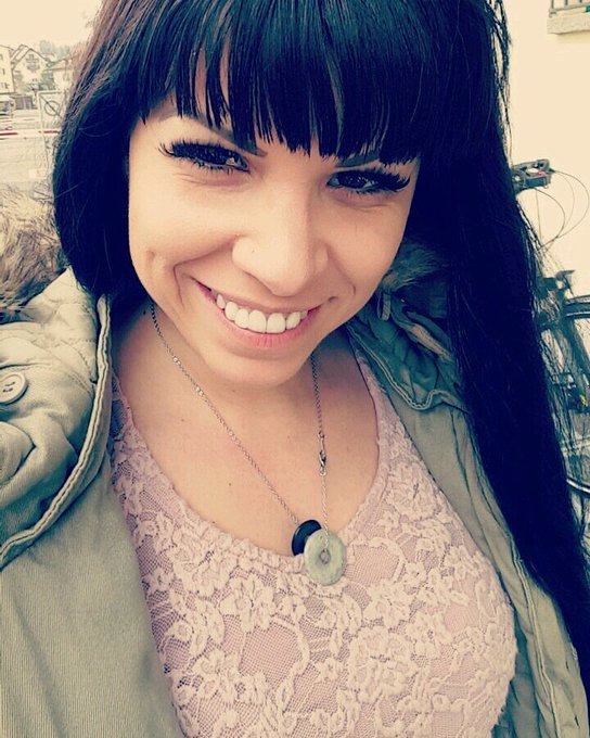 Ich w&uuml;nsche euch einen wundersch&ouml;nen Weekend 😚 https://t.co/FYoS0xwhaA<a href="/tag/sweet"class="tags"><span>#sweet</span></a><a href="/tag/dreams"class="tags"><span>#dreams</span></a><a href="/tag/zurich"class="tags"><span>#zurich</span></a><a href="/tag/feierabend"class="tags"><span>#feierabend</span></a><a href="/tag/camgirl"class="tags"><span>#camgirl</span></a><a href="/tag/schlafen"class="tags"><span>#schlafen</span></a>