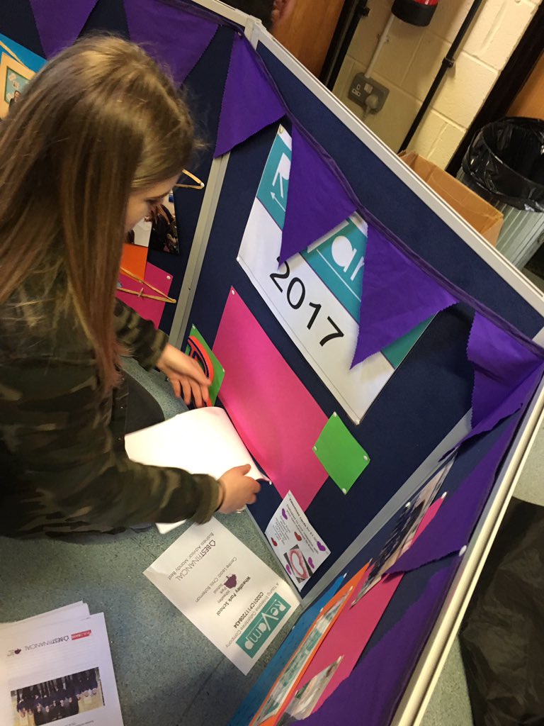 ReVampYE's tweet photo. Final prep for area final now!! @YEOxfordshire https://t.co/HEEEofARxl