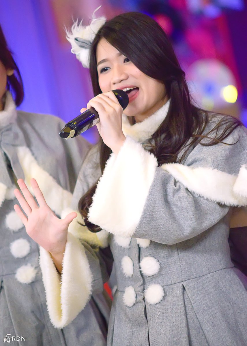 2017/03/23 So Long!
Sonia Natalia - <a href="/soniaJKT48/">JKT48</a> at Tonight Show NET. #JKT48TonightShowNET