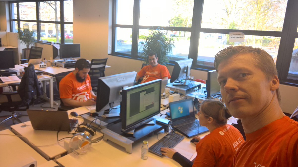 peter_hendrix's tweet photo. Team @ADAICT en @phactsolutions on the roll. #CZHackathon https://t.co/5Q598fbhHt