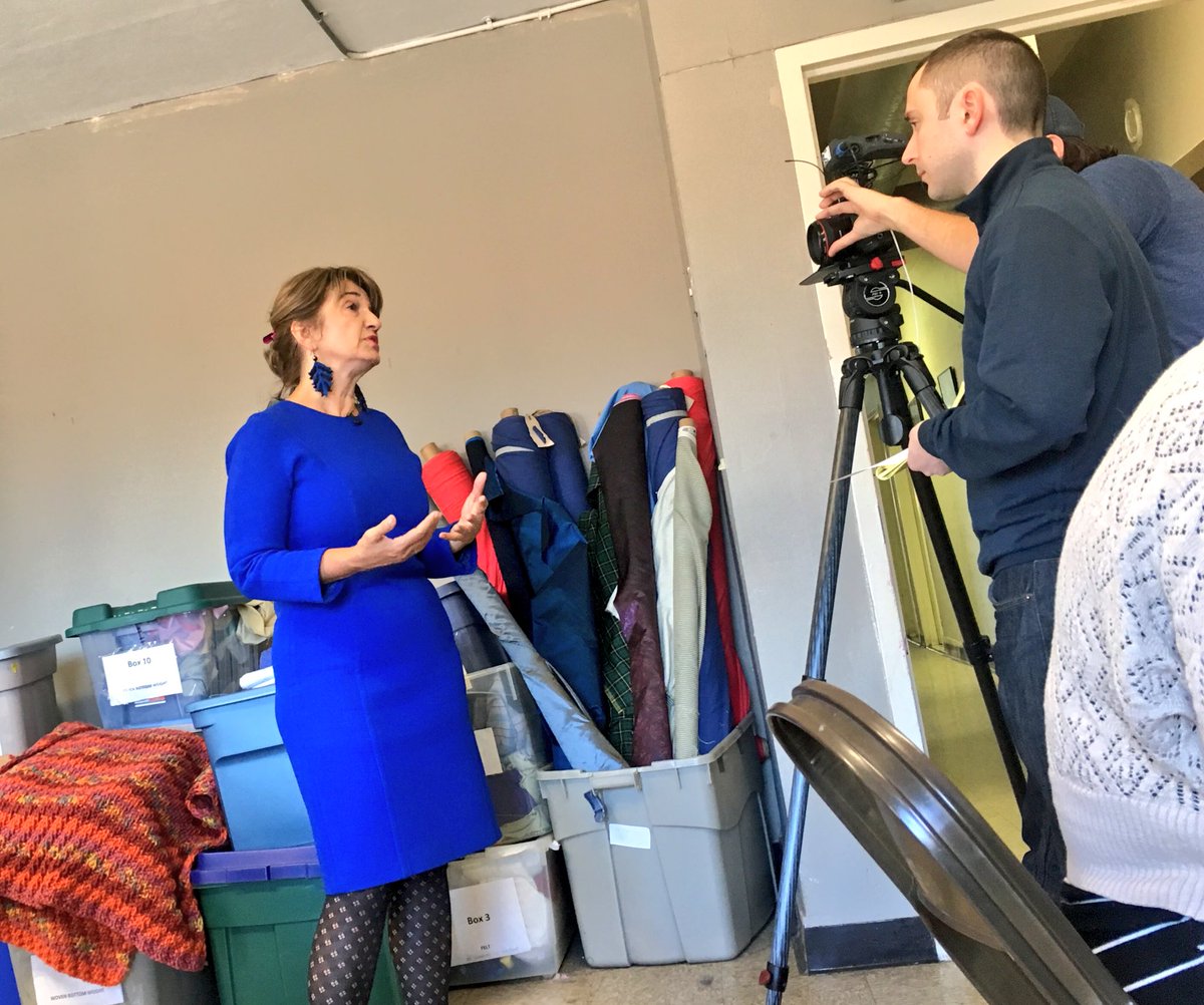 CCofChicago's tweet photo. Tune in to @WindyCityLIVE today around 1:15-1:30 to catch an in-depth segment on our @LoomChicago program for #refugee women! https://t.co/xI3xHHY3WK
