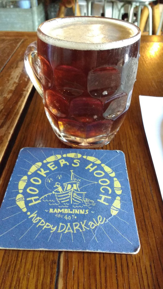 <a href="/InnRye/">Globe Inn Marsh Rye</a> nice pint of #hookershooch gr8 little pub with <a href="/CarolineBrennan/">Caroline Brennan</a> #rye #sussex