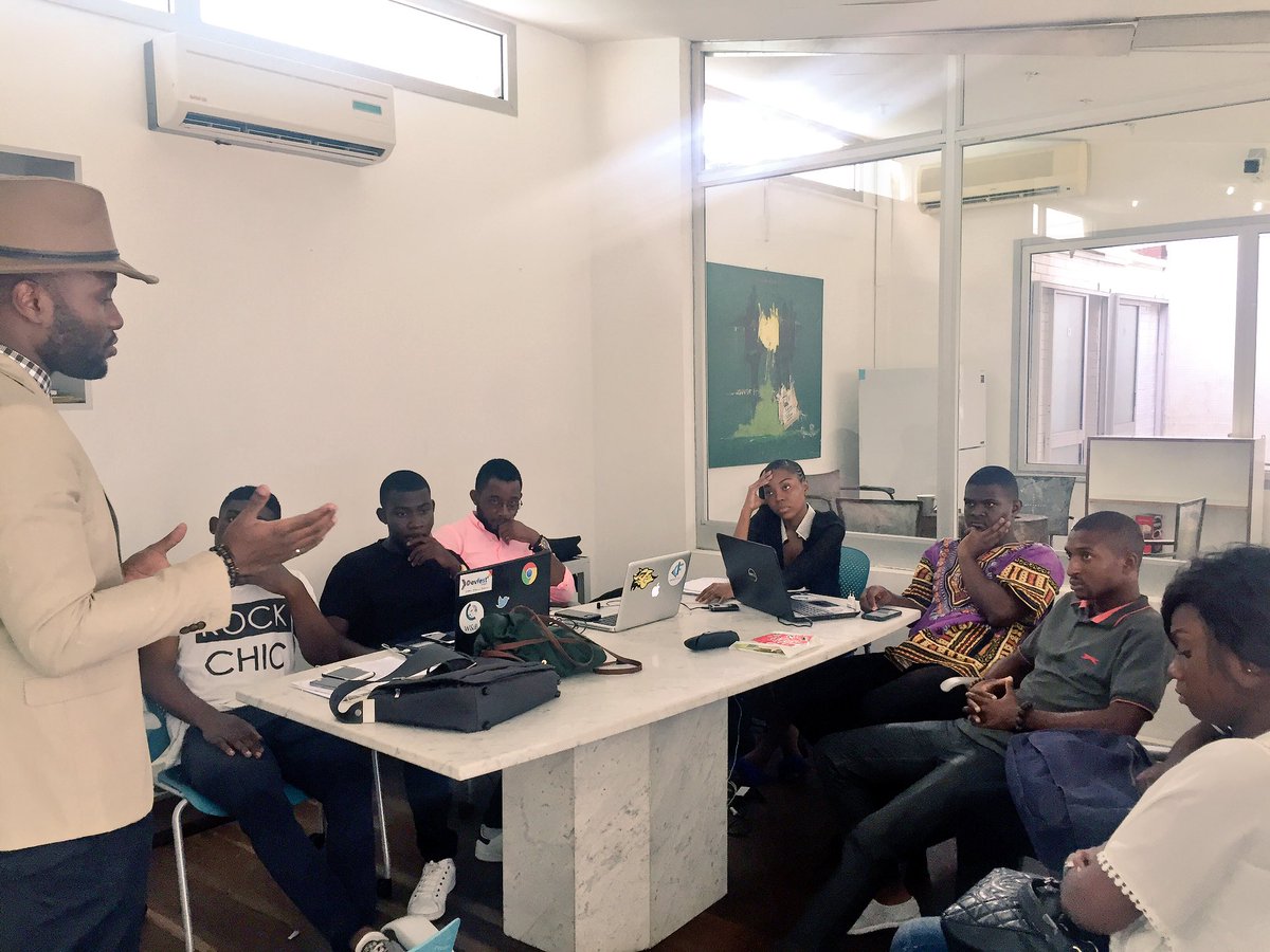 ElongWilliam's tweet photo. Chez @WillandBrothers nous avons la "Coaching Hour",nous invitons des chefs d'entreprise à partager leur expérience avec nous - Franck Njamo https://t.co/7KIdarl88T