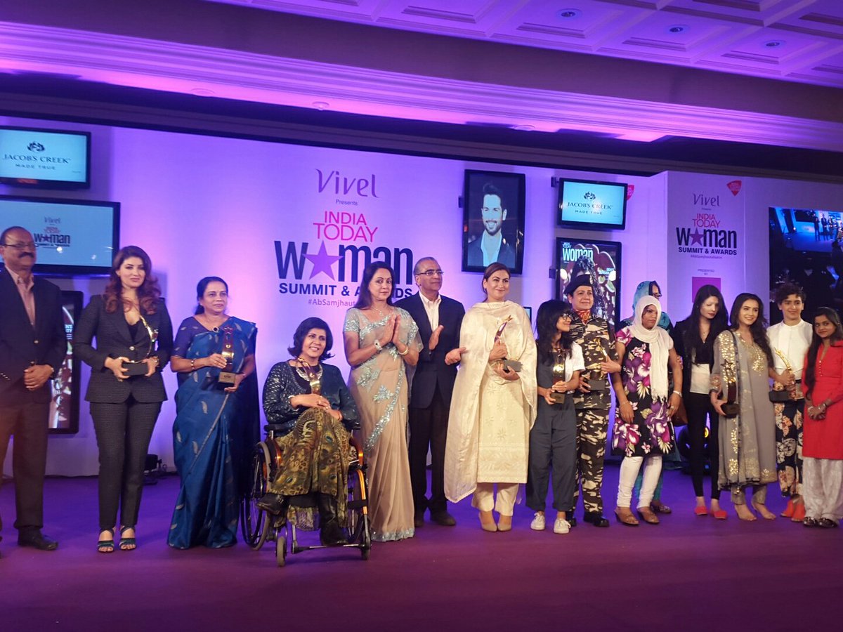 AbSNIndia's tweet photo. Congratulations to all the winners of India today #womansummit17 presented by Vivel. #AbSamjhautaNahin https://t.co/CEs2gav6fF