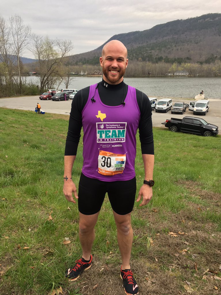JoshuaLMcMillan's tweet photo. First leg down. Two to go. #12HourWait #RagnarRelayTN https://t.co/VIzzQ19MqF