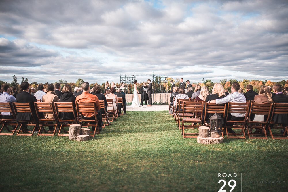 evermorewed's tweet photo. Still have Fridays available for 2017 weddings! Give us a call! #ottawaweddings #ottawaweddingvenues #ottawaweddings #barnweddingsottawa https://t.co/xooHjLDyxN