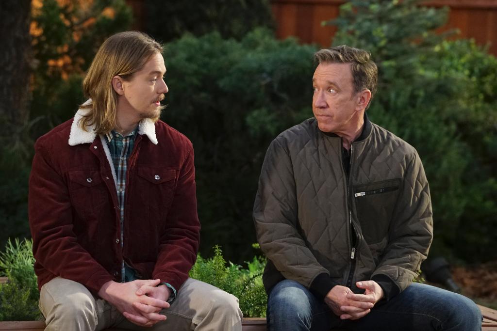 LastManStanding's tweet photo. Mike learns more about Kyle's family when he opens up. #LastManStanding https://t.co/Ue99JTUCAW