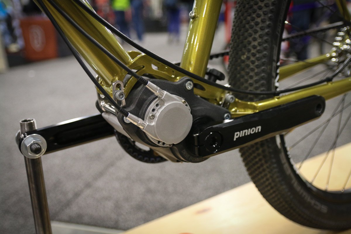 CycleMonkeyUSA's tweet photo. @bikerumor - Thanks for the shout out: #NAHBS2017 Monkey booth w/ #ToutTerrain &amp; @CarbonDrive with our latest #CoLab https://t.co/lbpX3htubk https://t.co/IJBgTVuoxc
