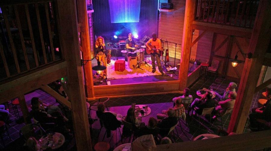 Iphrinta tweet media