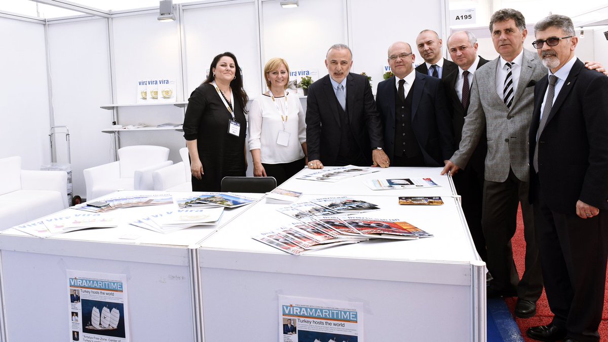 Exposhipping <a href="/expomaritt/">Expomaritt Exposhipping İstanbul</a>'te yer alan <a href="/ViraDergisi/">Vira Dergisi</a> standımızı Müsteşar Yrd. <a href="/A_selcuksert/">Ahmet Selçuk Sert</a> ve <a href="/imeakdto/">İMEAK Deniz Ticaret Odası</a> Başkanı Metin Kalkavan ziyaret etti.⚓️