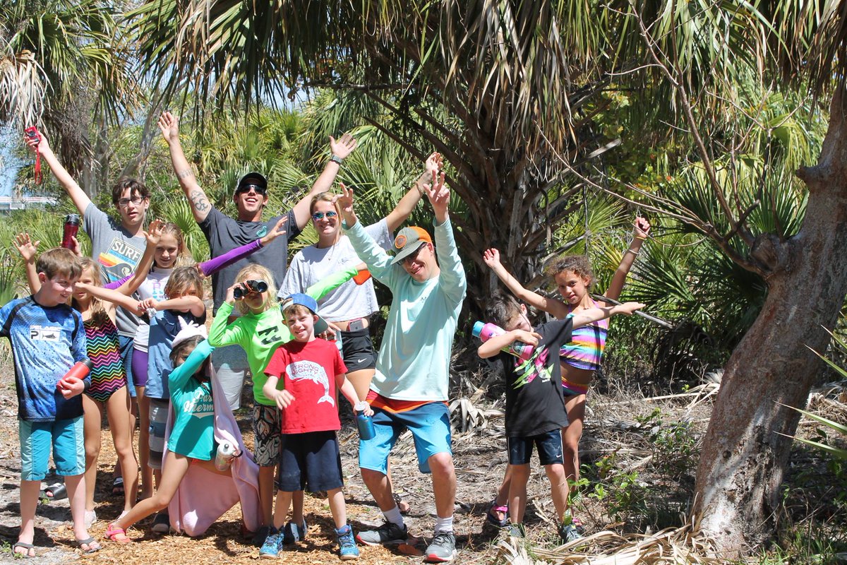 BLM_ES's tweet photo. H2O Campers breaking in the new trail @ #JupiterInlet #Lighthouse ONA in #Florida #SeeBLM #GetOutside #HavingFunInTheSun #education https://t.co/JhxcpwJHVJ