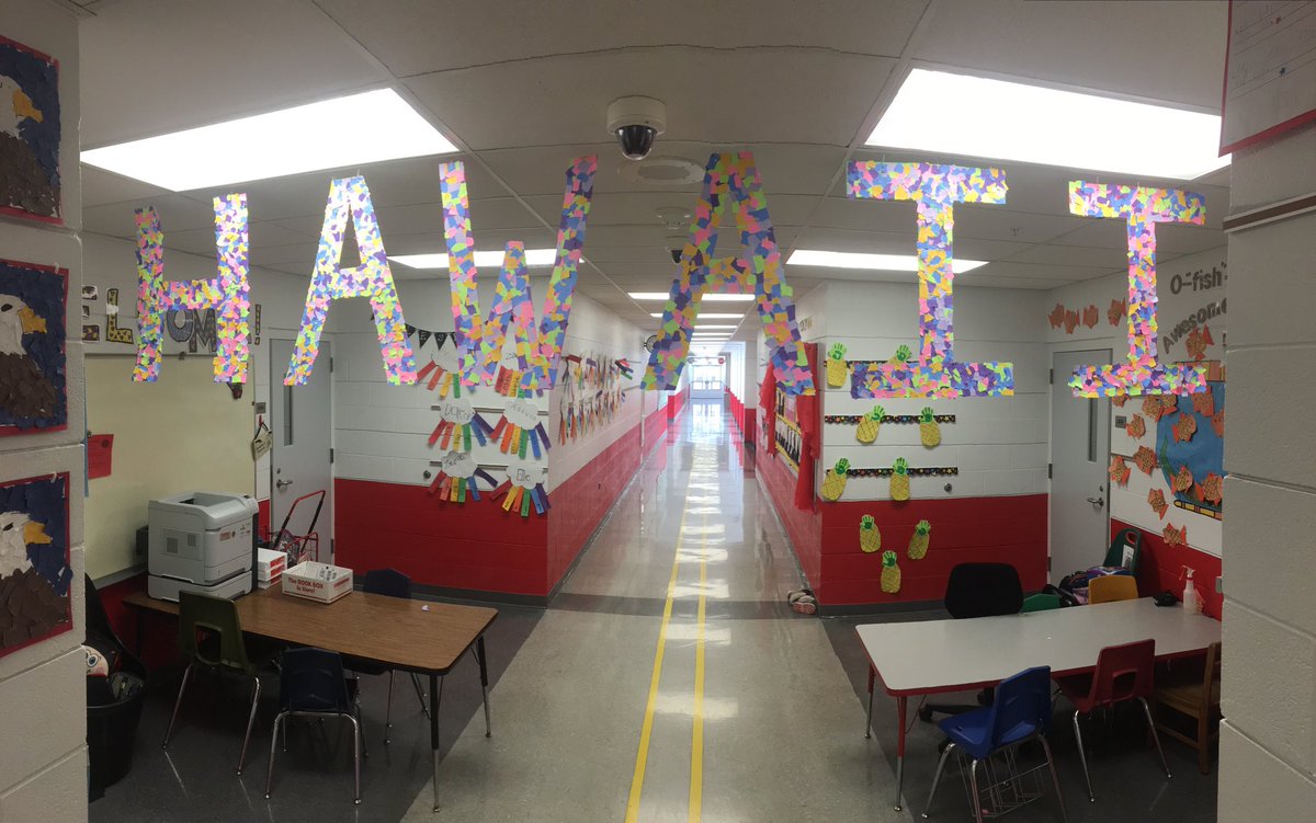 DolosDynamos's tweet photo. Kiddos had so much fun making HAWAII looks like bright flowers! @Seifrickstars @siegel_annick https://t.co/aNjXP1uVks