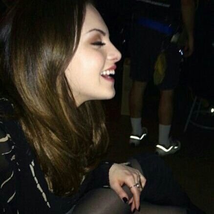 Seeing my babe smile like this makes me happy 💜