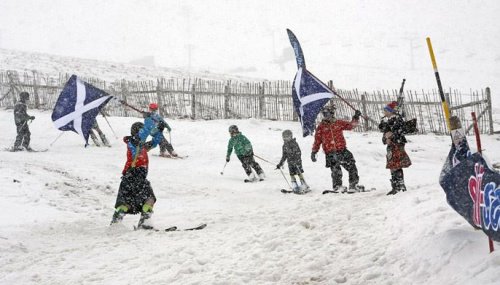 planetski's tweet photo. Scotland’s #SnowFest kicks off at the w/end https://t.co/lIaFXULSCA #skiinginscotland #snow #funonsnow https://t.co/J09EXFTXe9