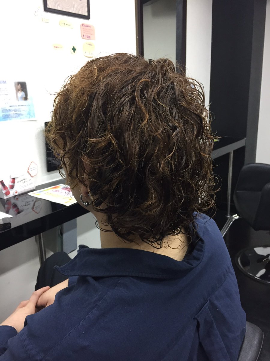 ヘアーラウンジカルネ 熊谷真人 A Twitter メンズゆるスパイラルパーマでふわふわスタイル T Co 3yotsdxtxj 滝川 滝川市 美容室 髪 髪型 パーマ ワイルド カット メンズパーマ メンズ髪型 ヘアカタ ヘアカタログ サロンモデル スパイラル