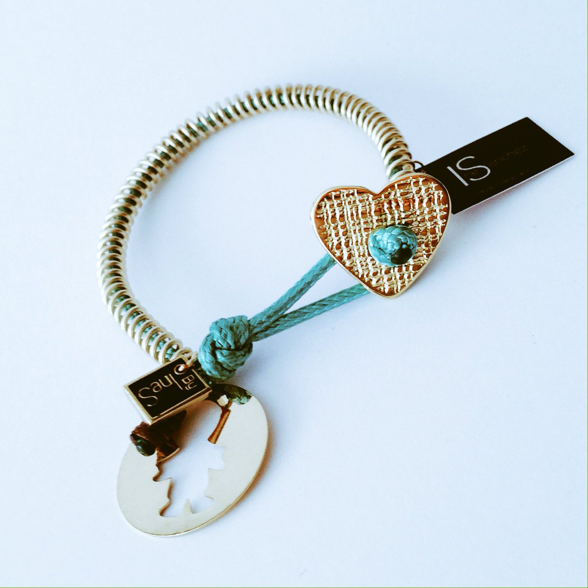 byiness's tweet image. #designmodeon #newcollection #AllegraByInesSanchez #fashion #must #chic #jewerly #talentovenezolano #handcrafted #byinessanchez