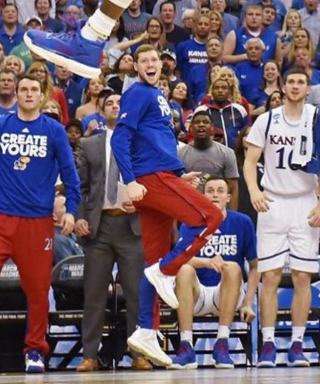 notsamdot's tweet image. When you're up by 30 and the white kids are ready to play