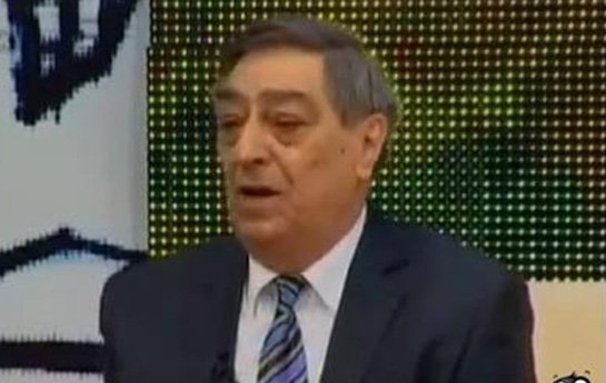 E_Abdurahmanov's tweet photo. Facebookda elə bilirlər ki, ölkədə bu ikisindən başqa düz söhbət edən yoxdu. https://t.co/XC9zNQ7lYO