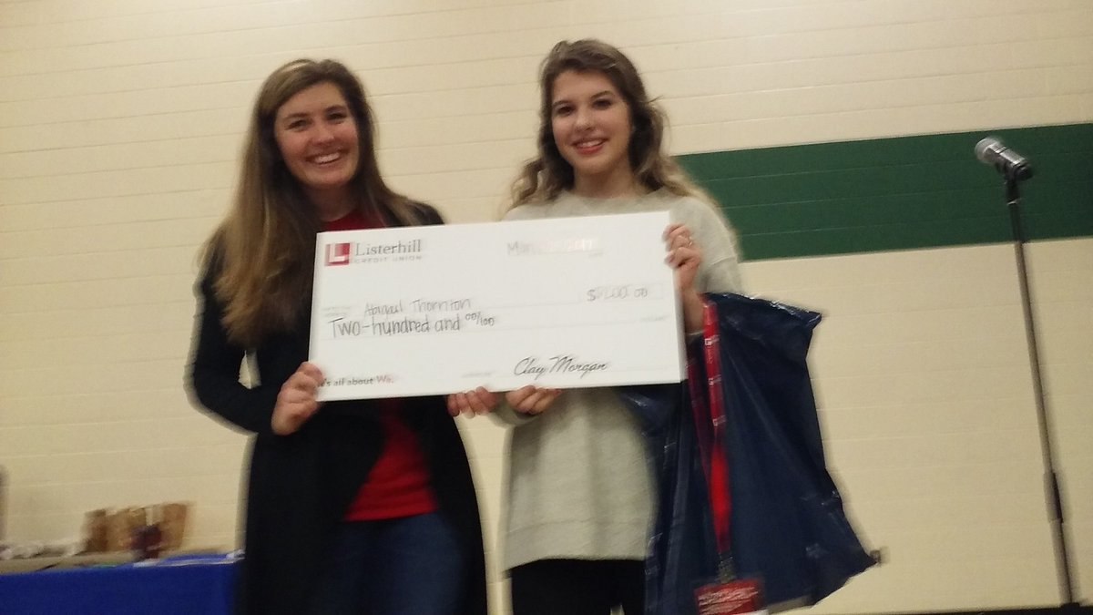 SHHS_FCCLA's tweet photo. FCCLA member Abigail won the $200 scholarship at the CTE Fair. Thank you Columbia State! @MCPSCTE @cjmarczak @grzybowskic @jscottrichey https://t.co/nDwMMnl8k3