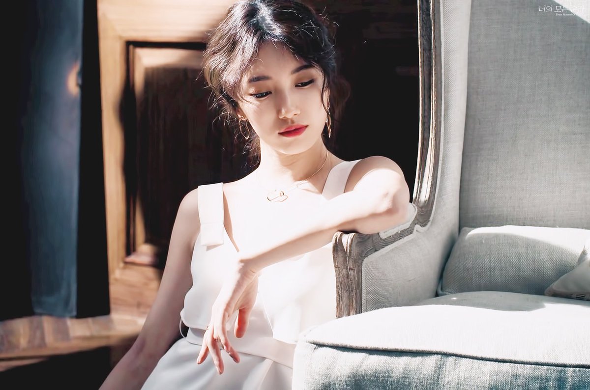suzymoment94's tweet photo. DIDIER DUBOT 2017 S/S Couleur de femme 수지 (@missA_suzy) 13Pics

more : https://t.co/mZXmaooeVV https://t.co/gAWz14XrwA