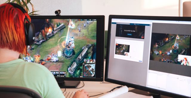 adidomocos's tweet photo. The Potential Value of Facebook Live Desktop Streaming:

https://t.co/XDL5DSL2Yh via @hotinsm 

#facebook #livedesktop #socialmedia https://t.co/pBj7RG0MNw
