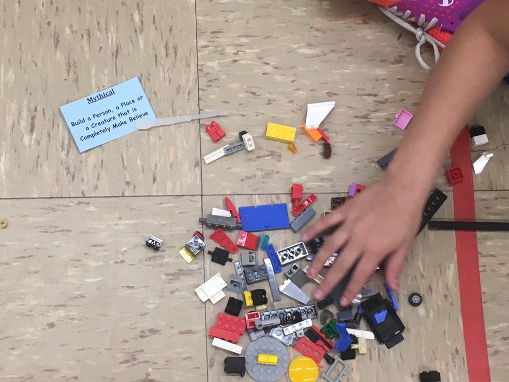 VonaKristin's tweet photo. Wanamassa Ss Loving Their Maker Challenge! #wanamassaschool #makerday @WanamassaElem @Poneill09 @CPicernoABC https://t.co/6QaNNGvVCz