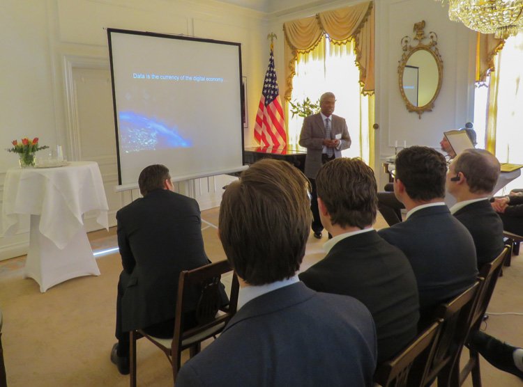 Export2Europe's tweet photo. .@NetApp's George Kurian at #Export2Europe's seminar on #data storage #innovation “Enabling the Data Powered Digital Future” in Stockholm https://t.co/V3bExyR0ao