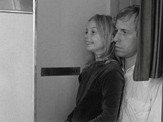 _Cinefilos_'s tweet photo. Alicia en las ciudades (1974) https://t.co/k9C4LPxgPd