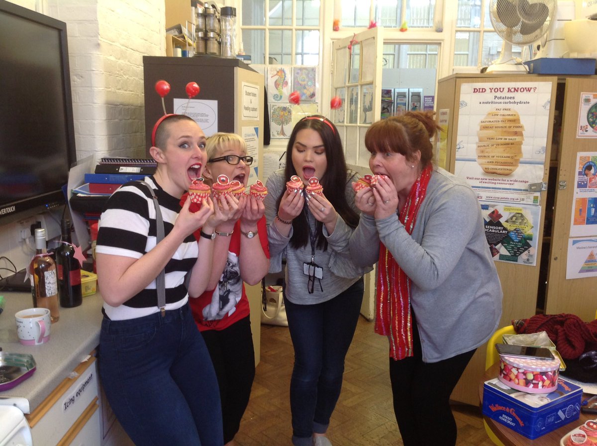 css_essexFood's tweet photo. CSS LH supporting RED Nose Day students and staff raised over £180 today 😄😄😄with bake sales, pool tournament, film afternoon and more. https://t.co/tsxuJ0Xibs
