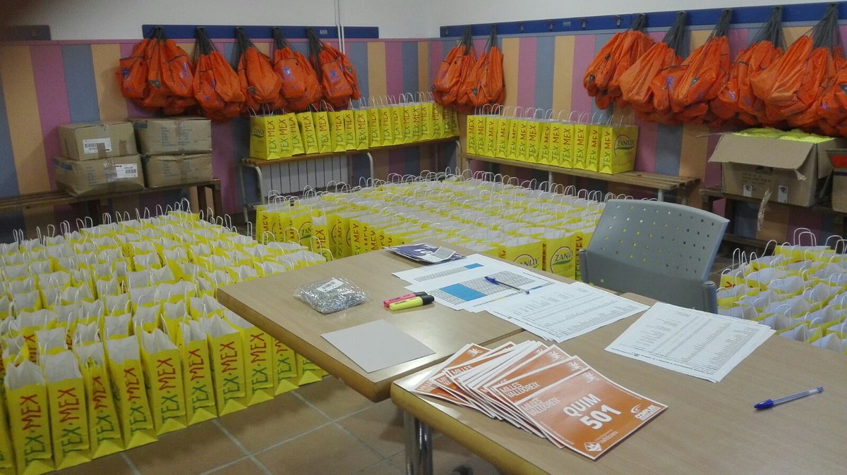 CEValldoreix's tweet photo. Tot a punt per l'entrega de dorsals de les Milles de Valldoreix!!!! Us esperem al Complex fins a les 20.00. A tope! #MillesVDX https://t.co/PqGm0OQnG0