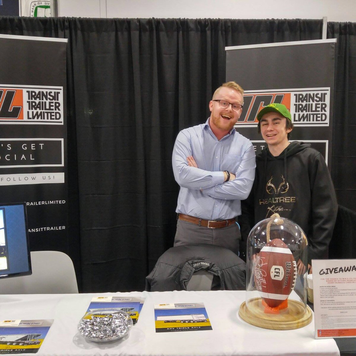 TransitTrailer's tweet photo. Thanks to one of our younger friends for snapping this picture at our #OVFS17 booth last week! #MyTTL https://t.co/AqdloSFbS9