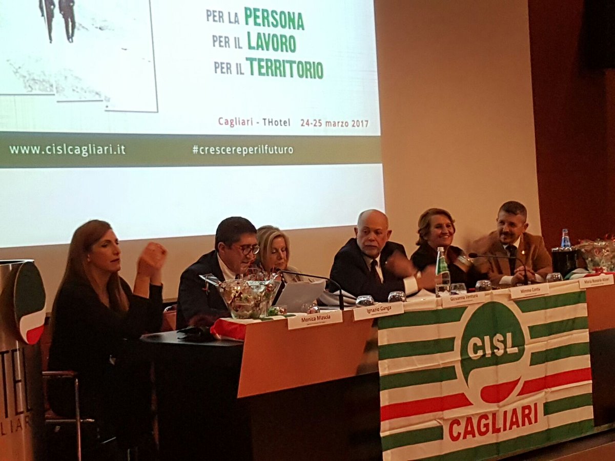 cisl_sardegna's tweet photo. Il Segr Territoriale, Mimmo Contu, espone la relazione introduttiva al X Congresso #CISL di Cagliari. #rinascitasarda #crescereperilfuturo https://t.co/IHJoWNCPa8