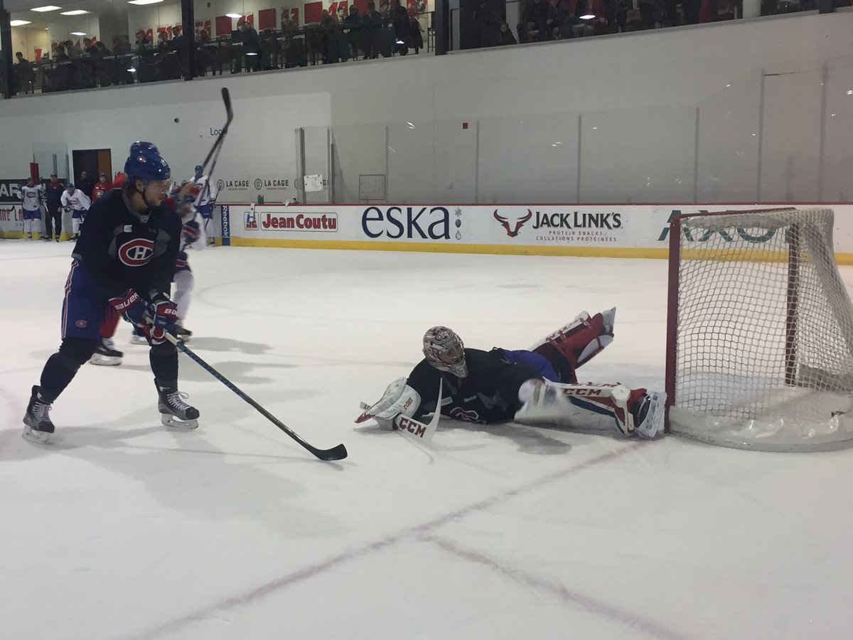 Carey s'étend de tout son long à l'entraînement ce matin // @CP0031 going all-out at practice today #GoHabsGo https://t.co/FyeGPiUT94