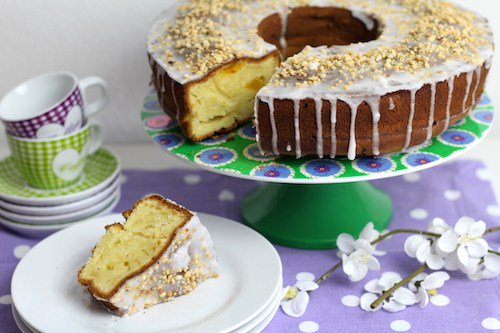 Kitchen_Couple's tweet image. Unser Frühlingskuchen - Mit unserem Mandarinen-Schmand Gugelhupf zelebrieren wir den… kitchencouple.de/fruehlingskuch…