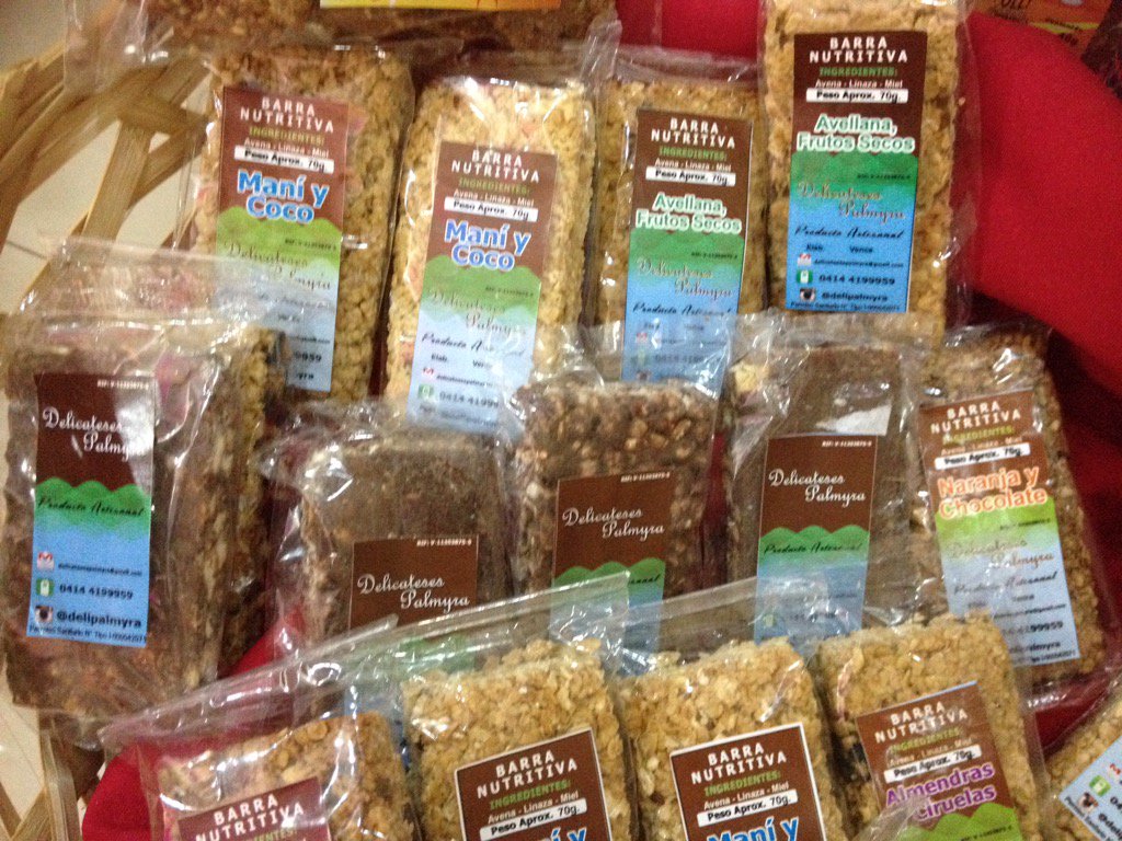 MariaMarialej77's tweet photo. Barras nutritivas en nuestra casa naturista visítanos cc Freemarket Naguanagua 1 er piso, por pasillo de dhl https://t.co/ExWTO8zJn8