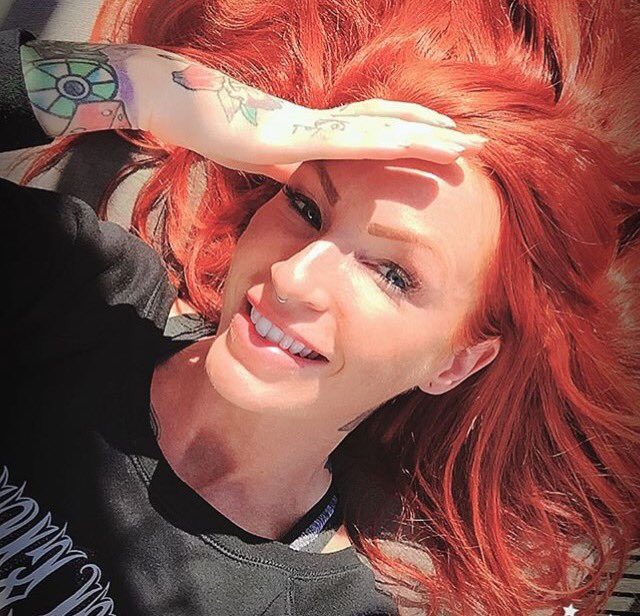 What better way to enjoy this beautiful day than to break out that expensive ass camera <a href="/CypressMorgan/">Cypress Morgan</a> bought for me?