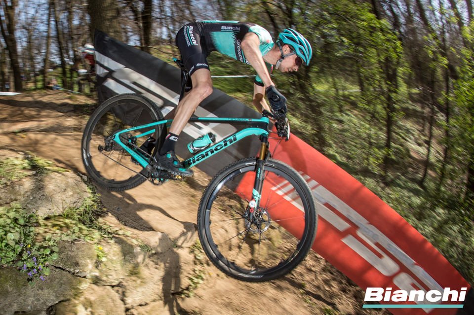 gangpad willekeurig Politieagent Bianchi on Twitter: ".@StephaneTempier from Bianchi MTB Official Team will  come back to action at Coupe de France VTT's opening round this Sunday in  Marseilles! https://t.co/b1HKC8lxjU" / Twitter