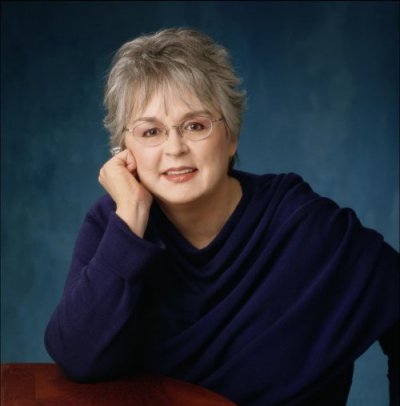 Let\s wish a HAPPY BIRTHDAY to Tabitha King ! 