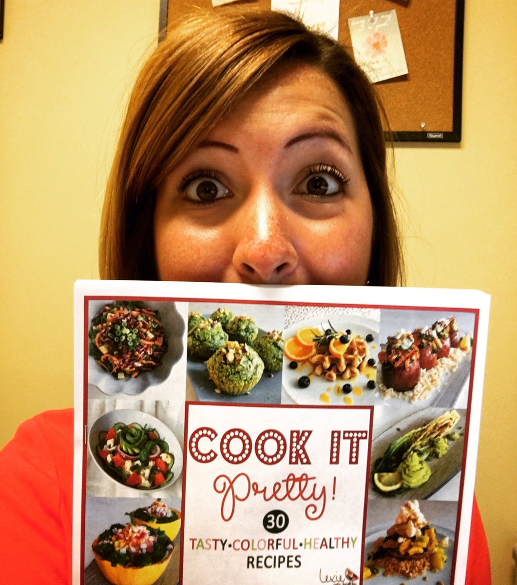 HollyJeanFit's tweet photo. Lookie what I got!!! 😁🙌🏼💕 Can't wait to "cook pretty" ☺😍 #workyourquirk #fitgirlscook #cookitpretty #healthyeats #fitgirllove #fitgirlsunite https://t.co/2N9hvgpiYE
