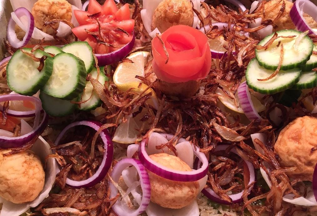 Add our #TajMahalBirm Onion Salad to your #FridayNight takeaway #Birmingham. We open at 6pm! <a href="/visit_bham/">Visit Birmingham & West Midlands</a> <a href="/BghamRetweet/">birmingham retweet</a> <a href="/BhamUpdates/">Birmingham Updates</a>